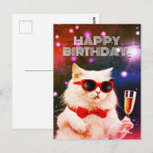 Witte kat met zonnebril proostend op verjaardag briefkaart (Voorkant / Achterkant)