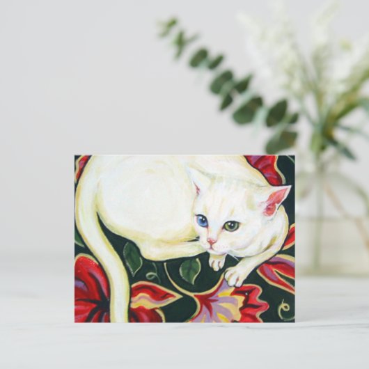 Witte kat op een kussen briefkaart (Staand voorkant)