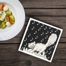 Witte kat op Muzieknoten met piano-sleutels