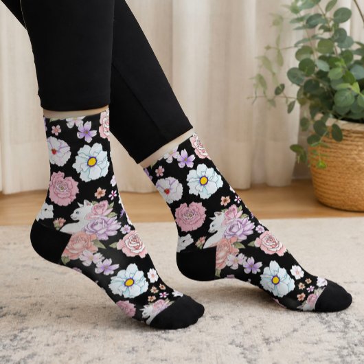 Witte kat pastel bloem zwart romantisch botanisch sokken