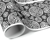 Witte kelk op zwarte toneelplaat cadeaupapier (Rol Hoek)