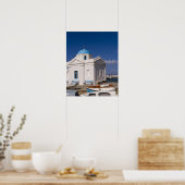 Witte kerk op het strand nabij de Egeïsche Zee op Poster (Keuken)