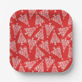 Witte kerstboom met rood steunplein papieren bordje