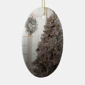 Witte kerstversiering keramisch ornament (Rechts)