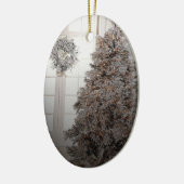 Witte kerstversiering keramisch ornament (Links)