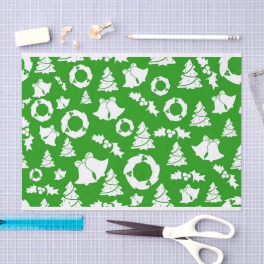 Witte kerstversieringen op groene achtergrond tissuepapier (Craft)