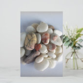 witte kiezels briefpapier (Staand voorkant)