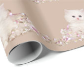 Witte kitten en linten cadeaupapier (Rol Hoek)
