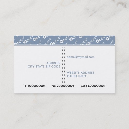 Witte kleine bloemen, dusty blauw bloempatroon visitekaartje (Achterkant)