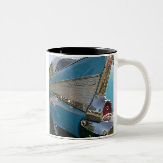 Witte koffie-Mok met 57 Chevy Tweekleurige Koffiemok (Rechts)