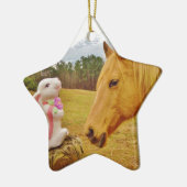 Witte konijn en Gele Paarden Keramisch Ornament (Links)
