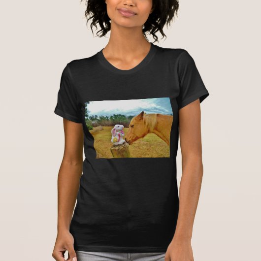 Witte konijn en Gele Paarden T-shirt (Voorkant)
