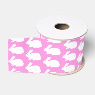 Witte konijnenpatroon op roze grosgrain lint