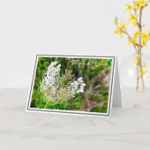Witte Koningin Anne's Lace Flower in Green Field Kaart (Gele Bloem)