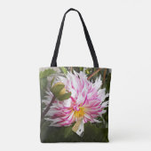 Witte Koolwitvlinder op Roze Dahlia Bloem Tote Bag (Achterkant)