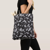 Witte kosmos bloemen: geïsoleerd patroon. tote bag (Dichtbij)