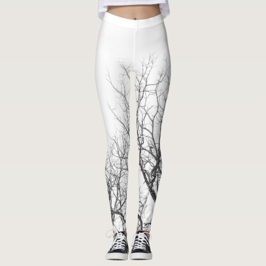Witte leggings met boomtakken. (Voorkant)
