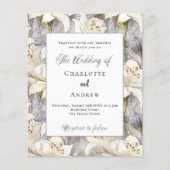 Witte lelies zilveren budget bruiloft uitnodiging flyer (Voorkant)