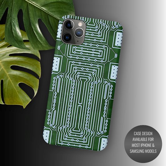 Witte lijnenpatroon voor groene computercircuits Case-Mate iPhone case