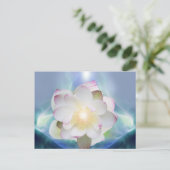 Witte lotusbloem in blauw kristal briefkaart (Staand voorkant)