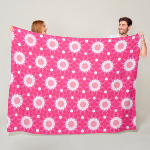 Witte madeliefjes en sterren over roze achtergrond fleece deken