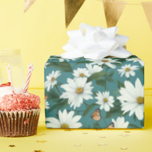 Witte madeliefjes en vlinders cadeaupapier