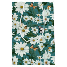 Witte madeliefjes en vlinders