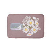 Witte Madeliefjes Mason Pot op Donker Roze Badmat (Voorkant)