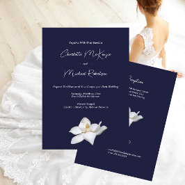 Witte Magnolia Elegante Bloemen op Navy Wedding Kaart