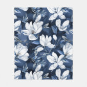 Witte Magnolia Patroon op middernacht achtergrond, Fleece Deken (Voorkant)