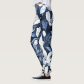 Witte Magnolia Patroon op middernacht achtergrond, Leggings (Links)