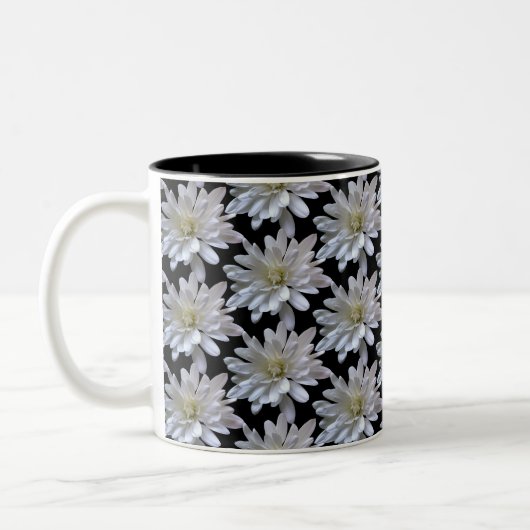 Witte maisachtige witte bloemen tweekleurige koffiemok (Links)