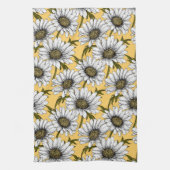 Witte maissoorten, wilde bloemen op geel theedoek (Verticaal)