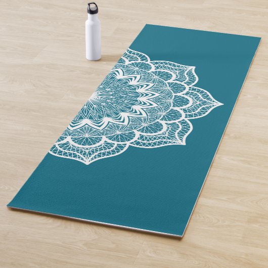 Witte Mandala op Blauwe Achtergrond Yogamat (In situ)