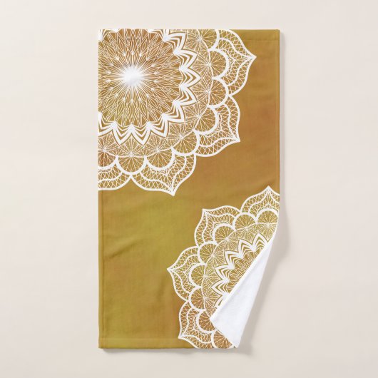 Witte Mandala op Gouden Achtergrond Handdoek (Handdoek)