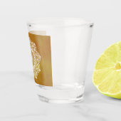 Witte Mandala op Gouden Achtergrond Shot Glas (Rechts)
