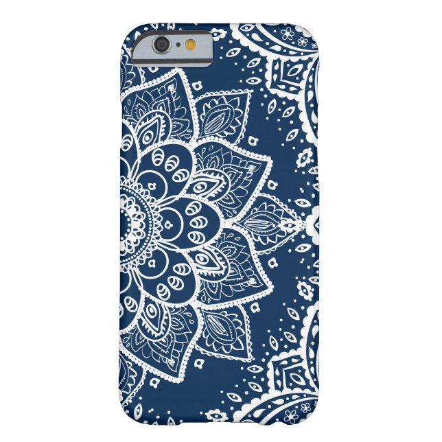 witte mandala op marineblauw Case-Mate iPhone case (Achterkant)