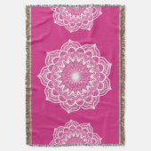 Witte Mandala op Roze Achtergrond Deken (Voorkant Verticaal)