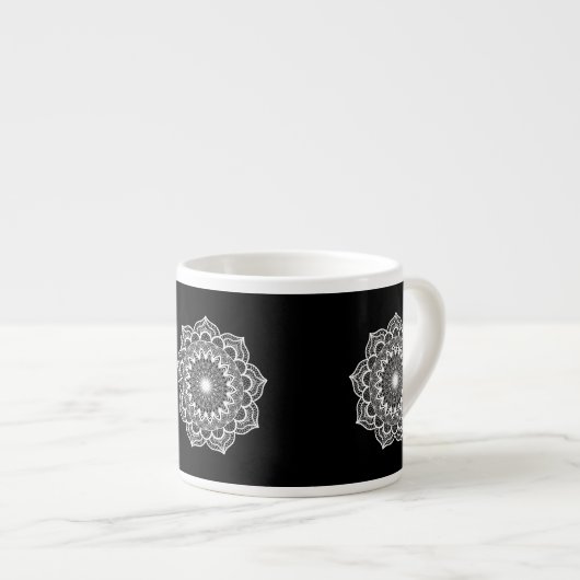 Witte Mandala op Zwarte Achtergrond Espresso Kop (Voorkant rechts)