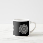 Witte Mandala op Zwarte Achtergrond Espresso Kop (Rechts)