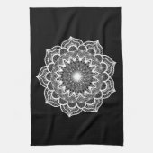 Witte Mandala op Zwarte Achtergrond Theedoek (Verticaal)