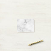 Witte Marmer Gepersonaliseerd Manuscript Monogram Post-it® Notes (Op bureau)