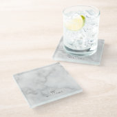 Witte marmer met gepersonaliseerd monogram en naam glazen onderzetter (Schuin)