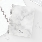 Witte marmer met gepersonaliseerd monogram en naam notitieboek