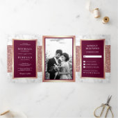 Witte Marmeren Roos Gouden Glitter Magenta Huwelij Drieluik Uitnodiging (Binnen)