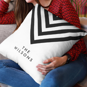 Witte minimalistische familienaam Black Chevron Kussen