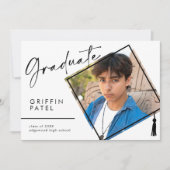 Witte Moderne Afstudeerdop Foto Afstuderen Aankondiging (Voorkant)