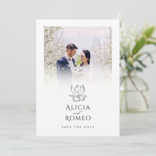 Witte moderne minimalistische foto bruiloft save the date (Staand voorkant)