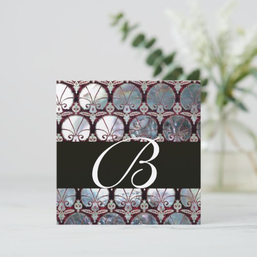 WITTE MOEDER VAN MONOGRAM VAN PEARL DAMASK CARNATI KAART (Staand voorkant)