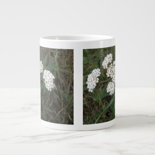 Witte Mok van wilde bloemen (Voorkant)